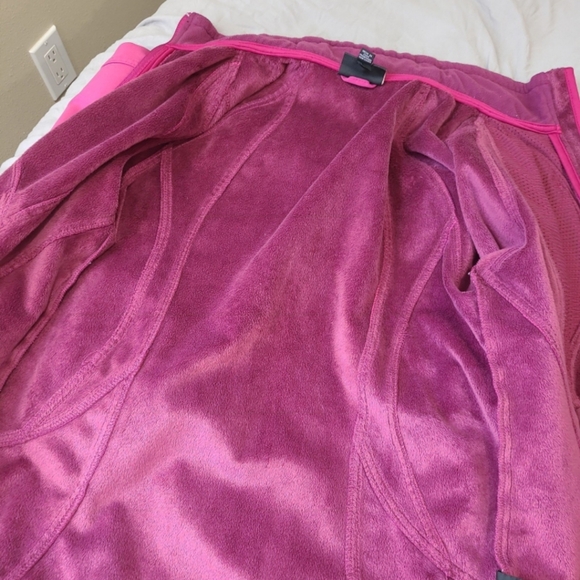 Double Diamond Women's SZ Med winter ski jacket fuschia w/muted floral print - Picture 10 of 12